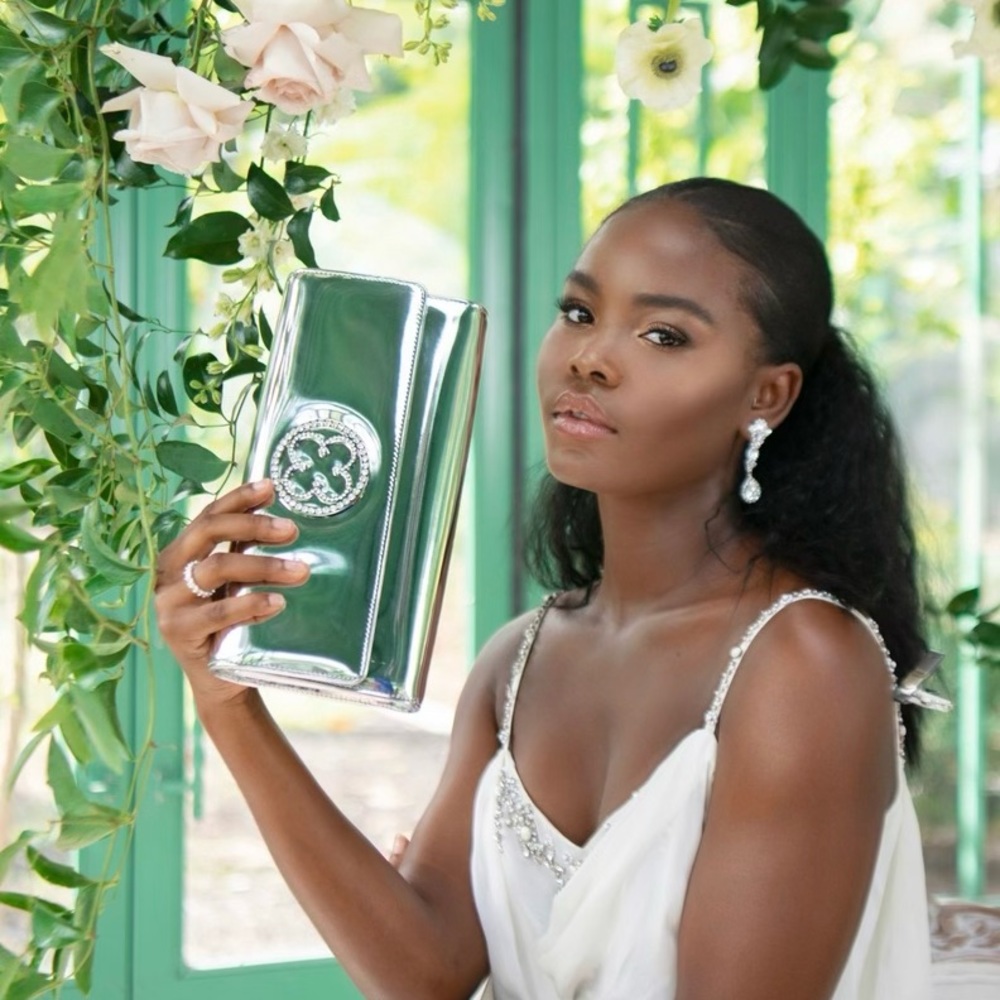 The Mrs Clutch wedding clutch never used